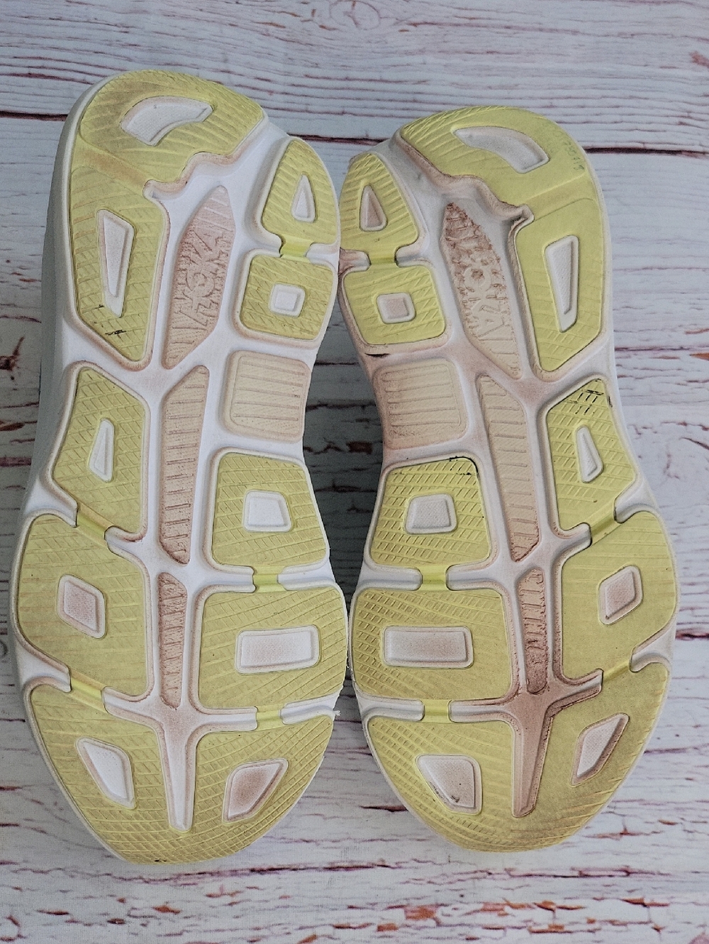 Hoka Bondi 9 Mint and Pink Women's Running Shoes Size 8.5 - Picture 4 of 8